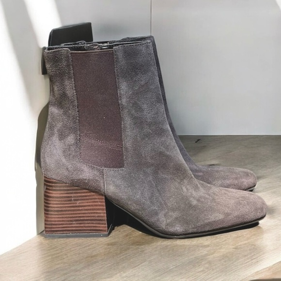 🌻NEW w/tag BLONDO Scarlette Waterproof Suede Ankle Boots Size 10 - Picture 5 of 11